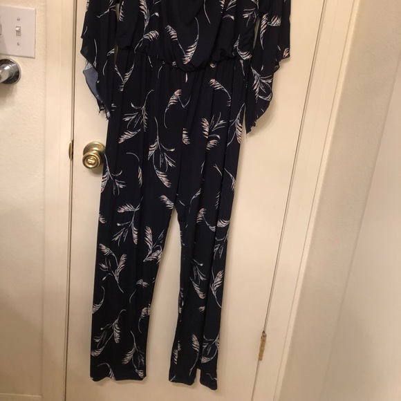 Long sleeve jumpsuit - Picture 2 of 3